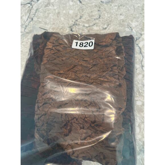 Komarov Velvet Crinkle Top Floral Red Brown Lightweight Size Medium JL - Picture 8 of 8